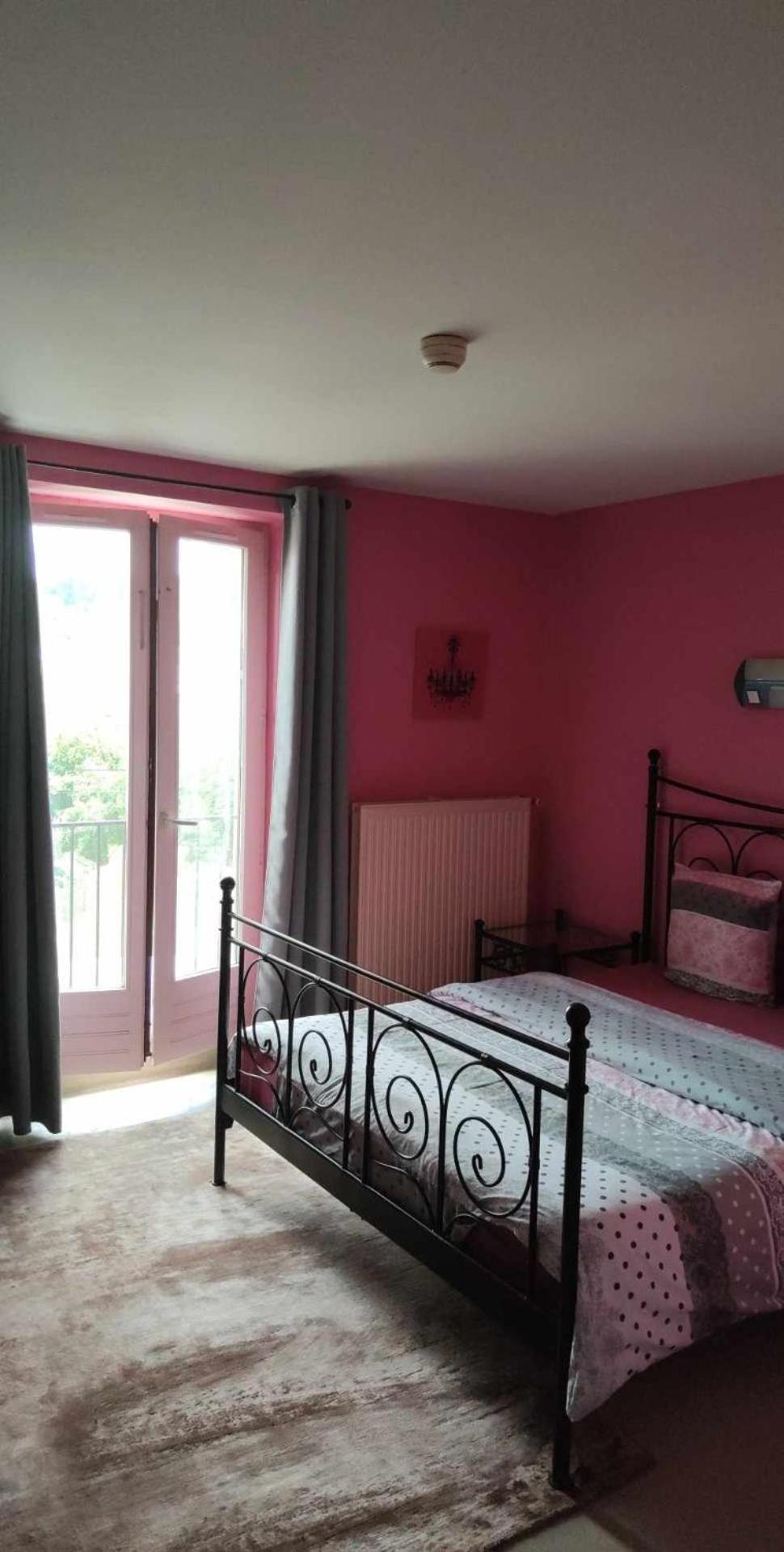 Aux Cieux Apartment Bénévent-lʼAbbaye Екстериор снимка